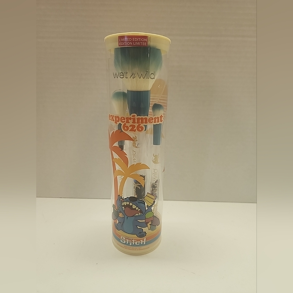 Wet n Wild Lilo & Stitch Experiment 626 Makeup Brush Set